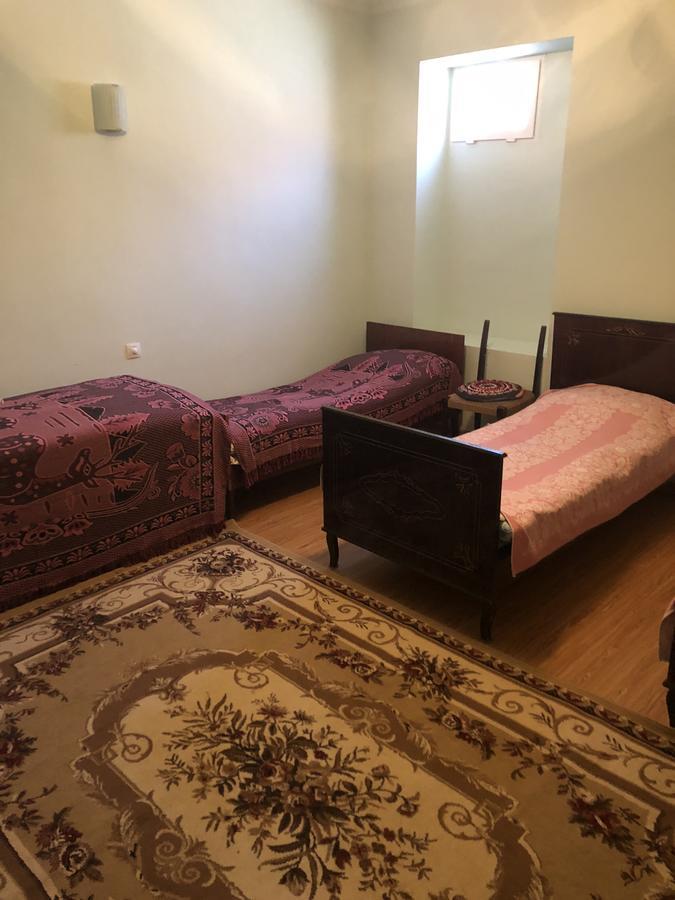 Armen'S Guest House Tat'ev Bagian luar foto